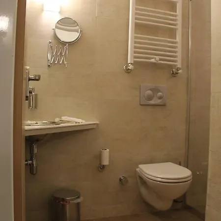 Manning Apartment *