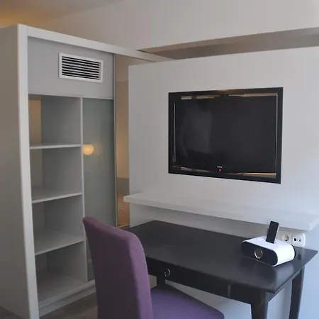 Apartment Manning Istanbul
